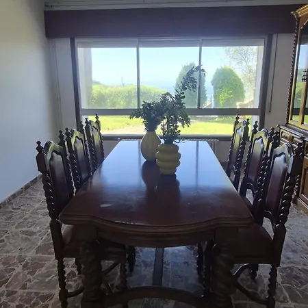Дом отдыха Casa En Primera Linea De Playa De Fontenla